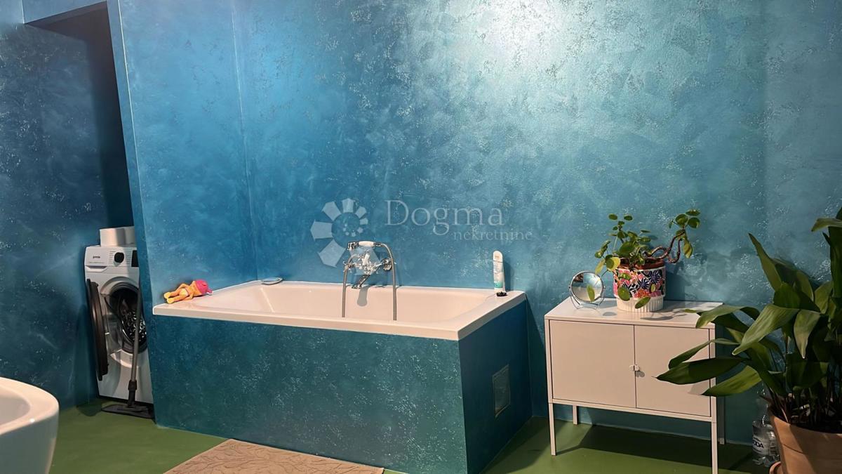 Hiša Londžica, Našice, 208m2