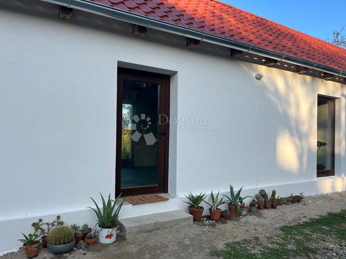 Hiša Londžica, Našice, 208m2