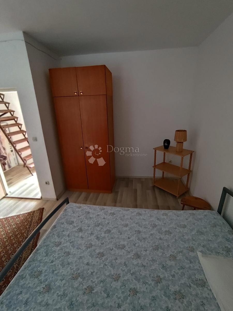 Hiša Raslina, Šibenik - Okolica, 85m2