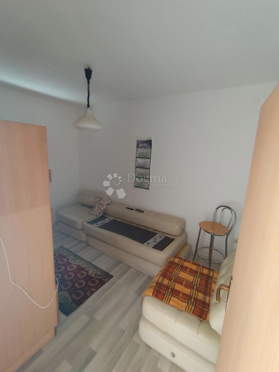 Hiša Raslina, Šibenik - Okolica, 85m2