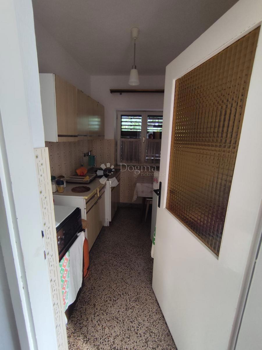 Hiša Raslina, Šibenik - Okolica, 85m2