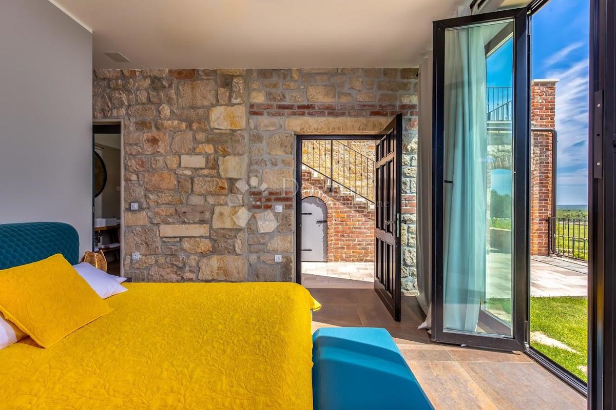 Hiša Murvica, Poličnik, 360m2