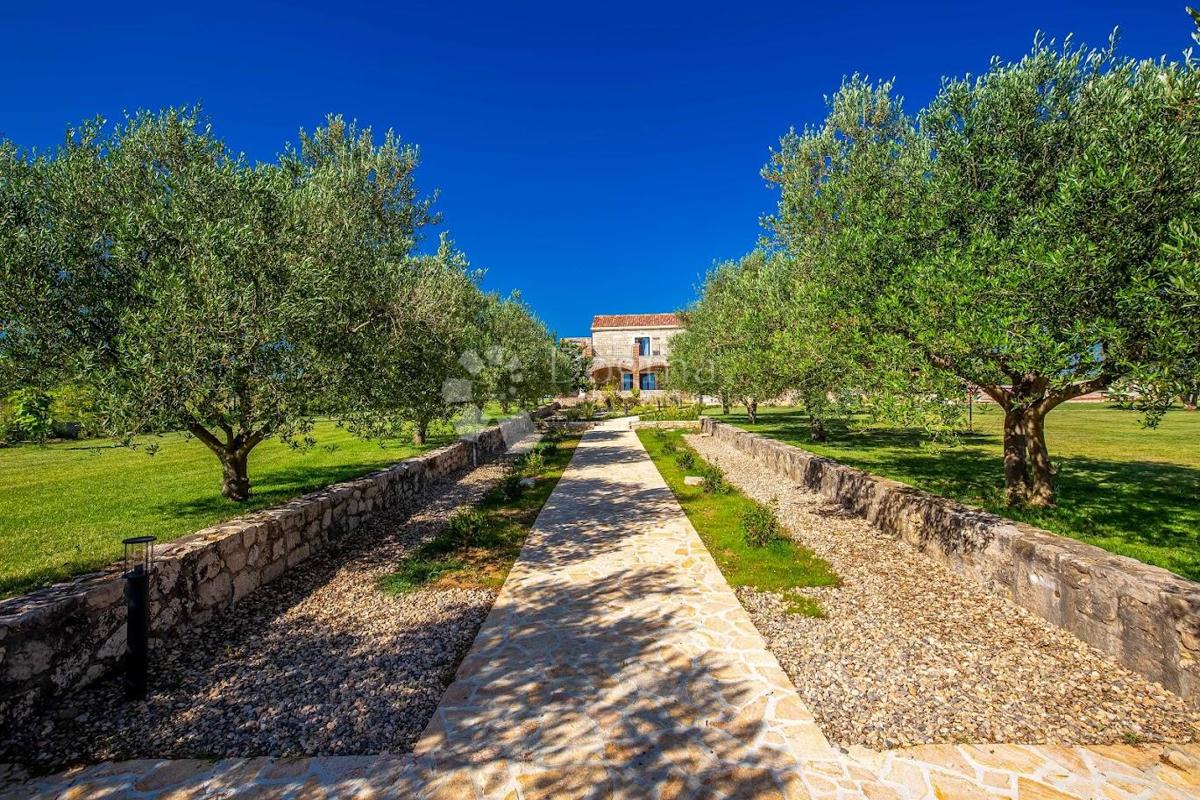 Hiša Murvica, Poličnik, 360m2