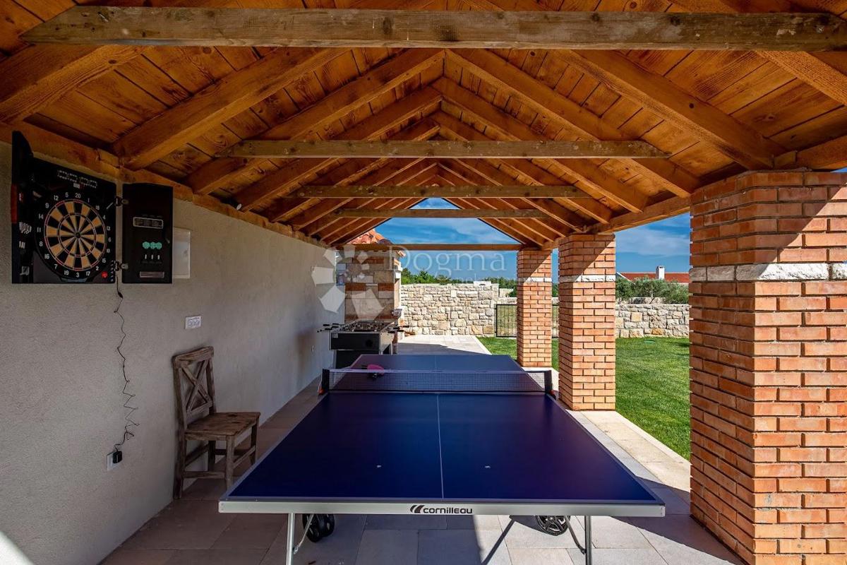 Hiša Murvica, Poličnik, 360m2