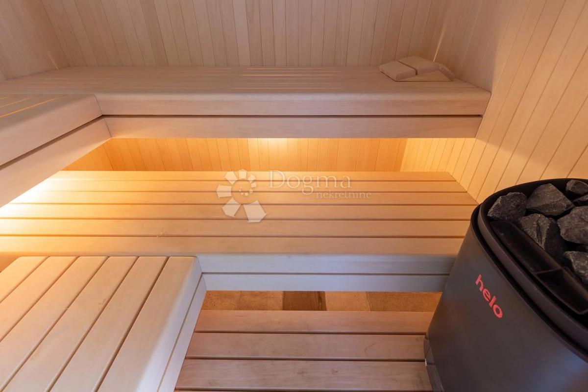 Hiša Murvica, Poličnik, 360m2