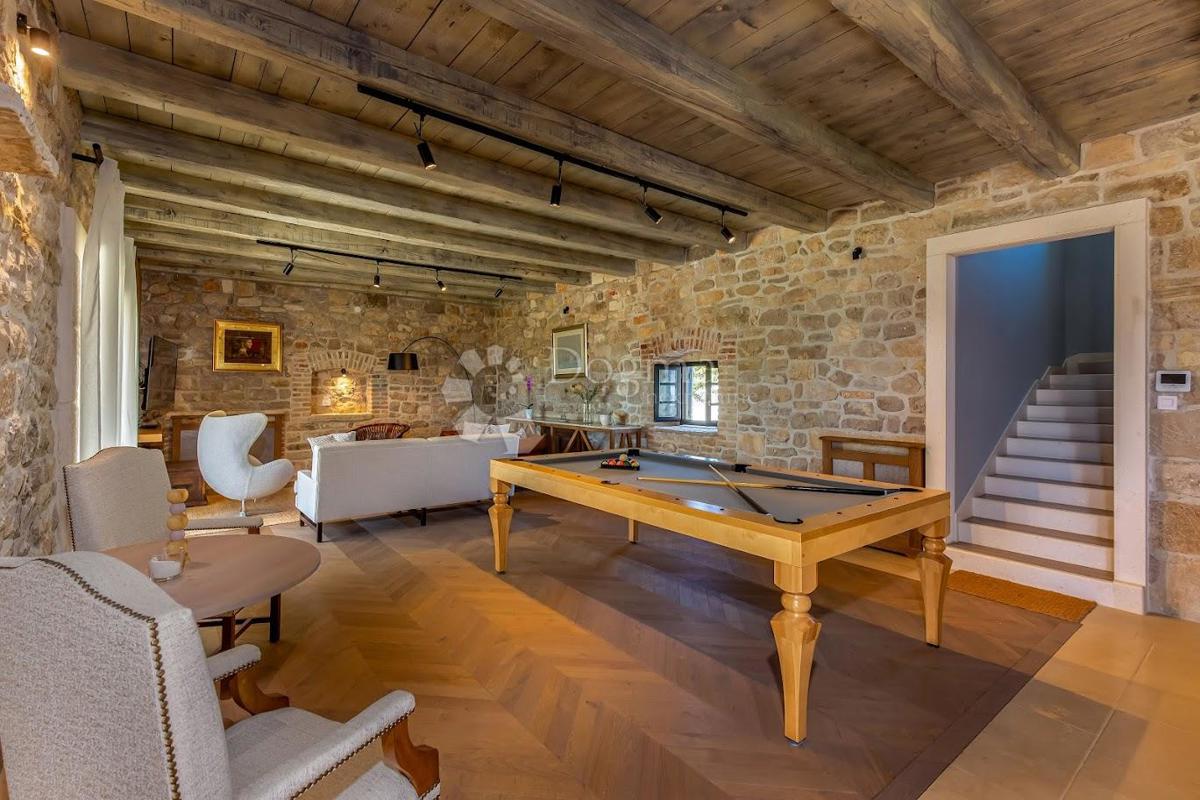 Hiša Murvica, Poličnik, 360m2