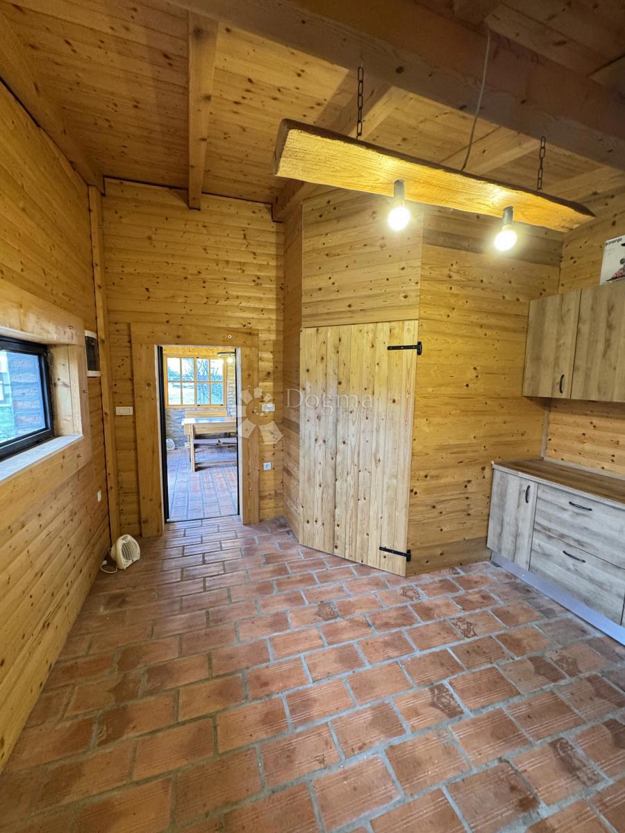 Hiša Lučko, Novi Zagreb - Zapad, 467m2