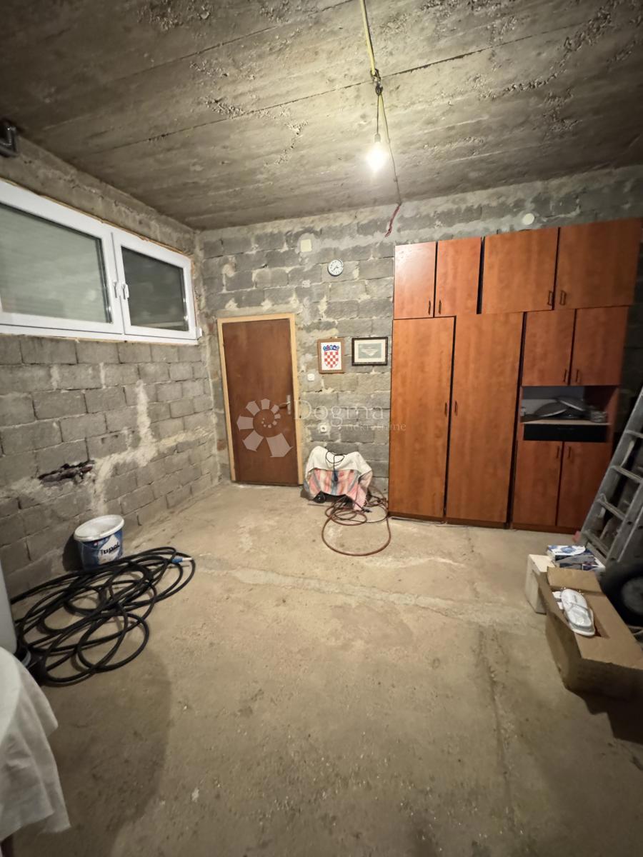 Hiša Lučko, Novi Zagreb - Zapad, 467m2