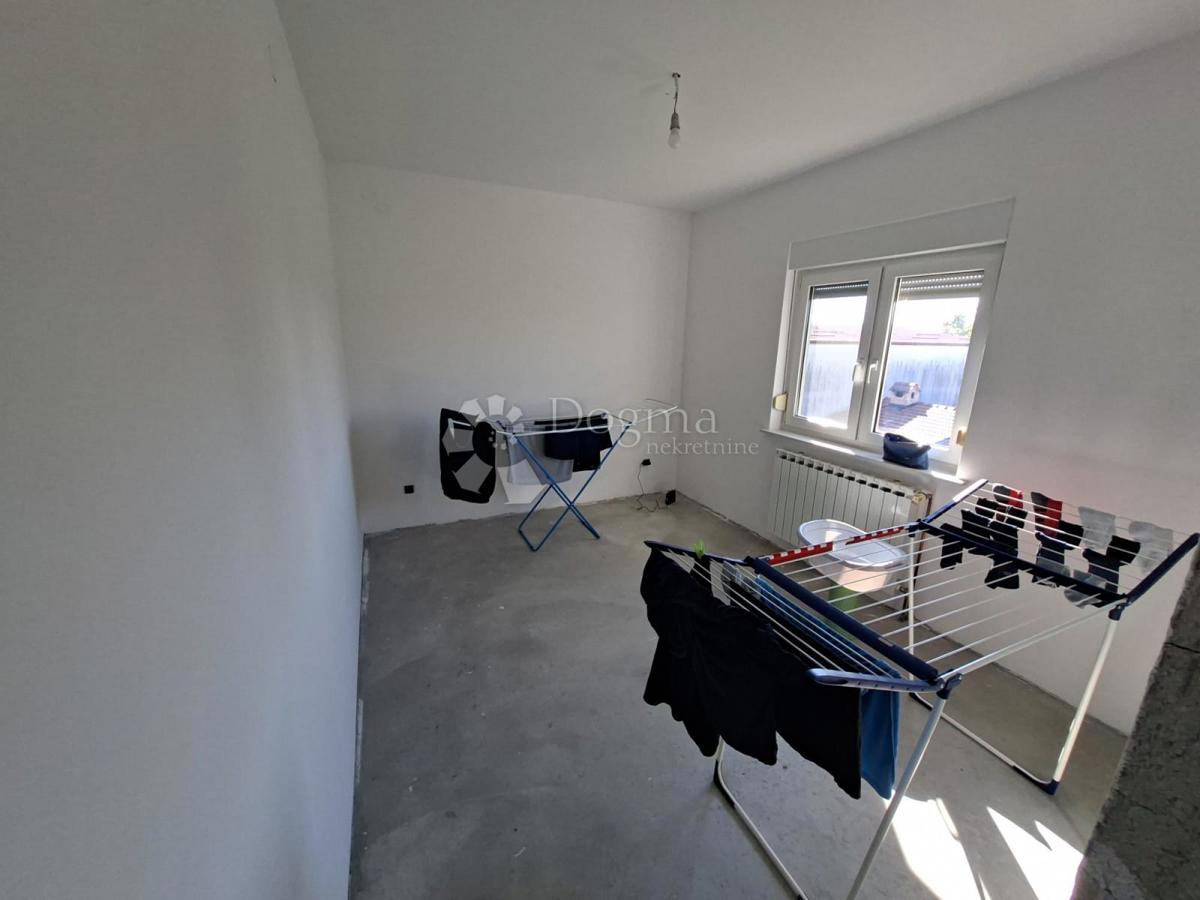 Hiša Lučko, Novi Zagreb - Zapad, 467m2