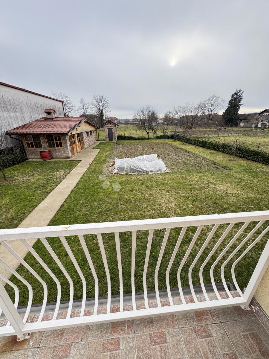 Hiša Lučko, Novi Zagreb - Zapad, 467m2