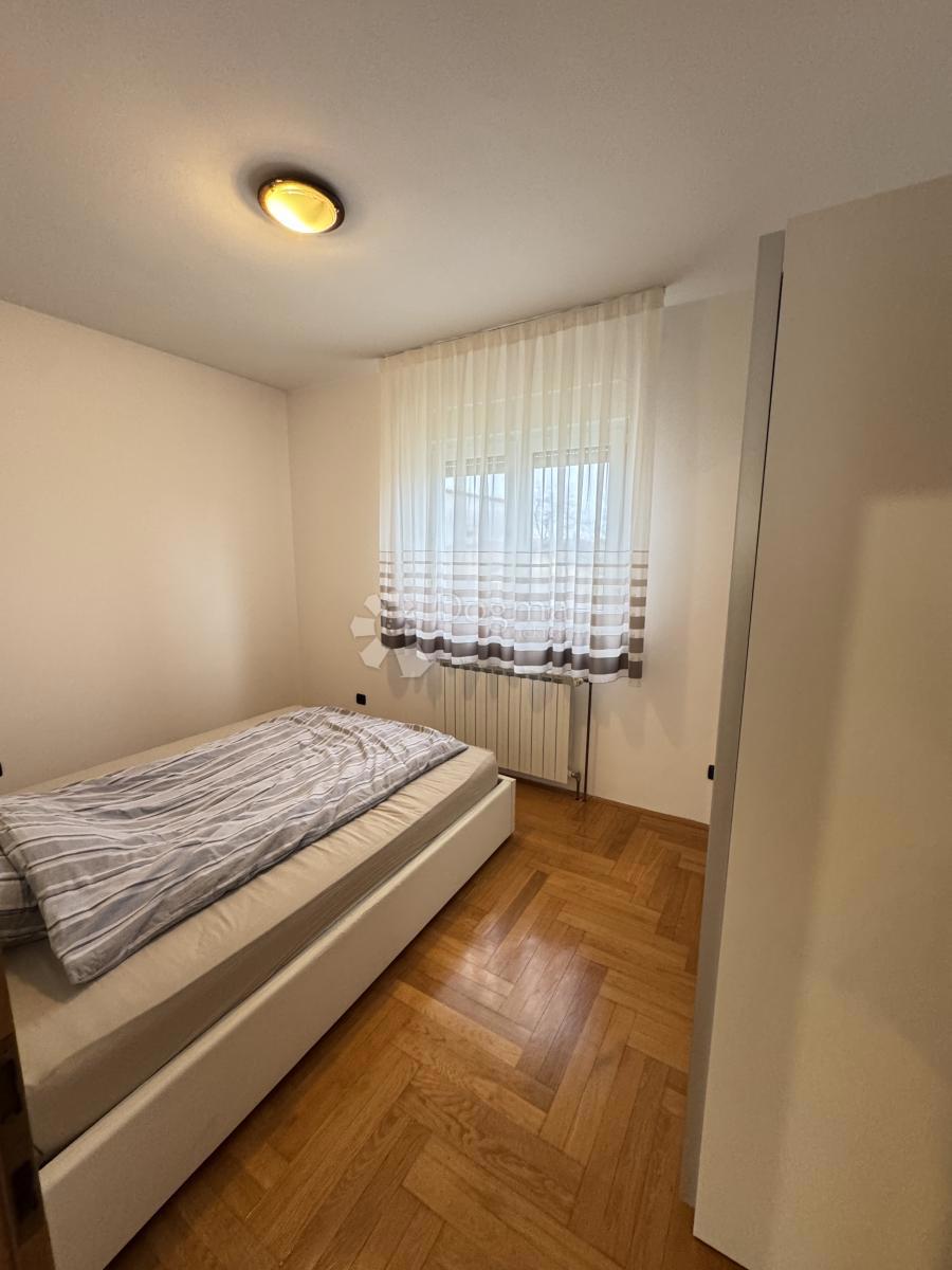 Hiša Lučko, Novi Zagreb - Zapad, 467m2