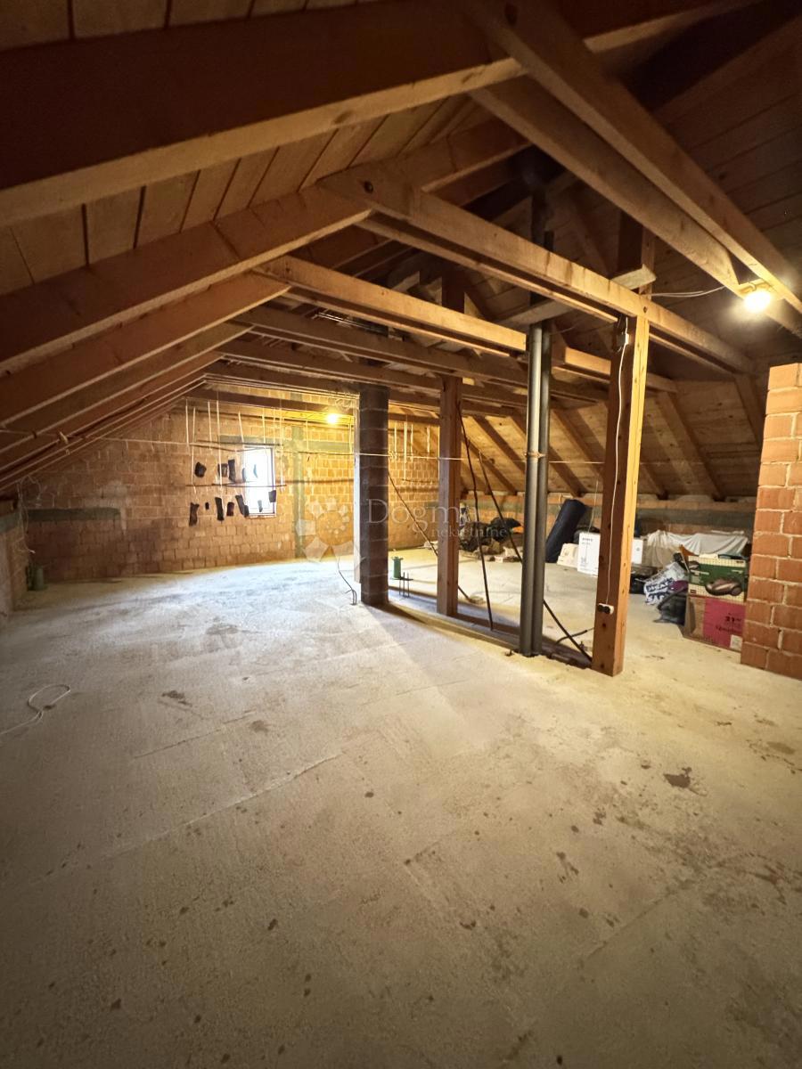 Hiša Lučko, Novi Zagreb - Zapad, 467m2