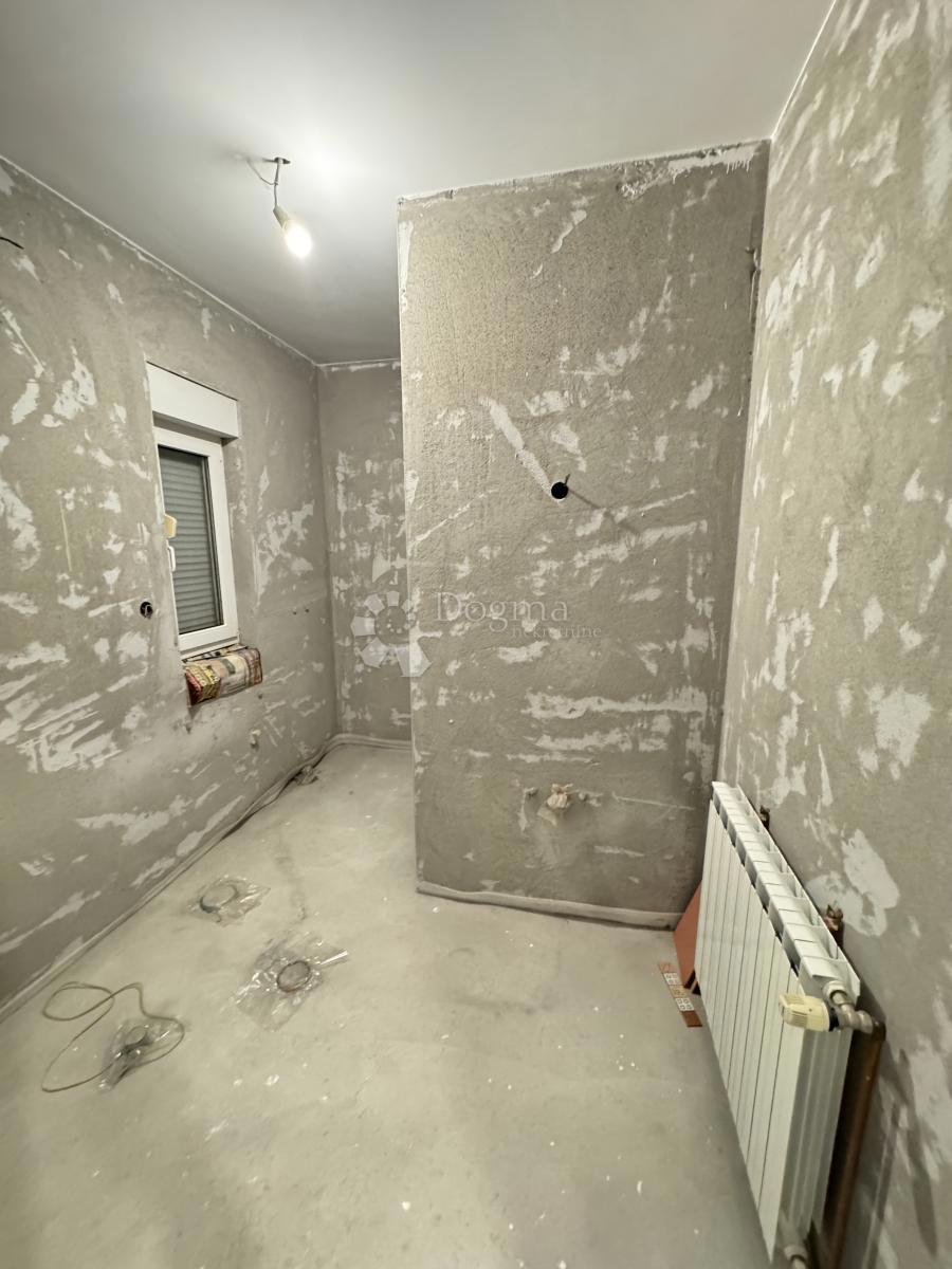 Hiša Lučko, Novi Zagreb - Zapad, 467m2