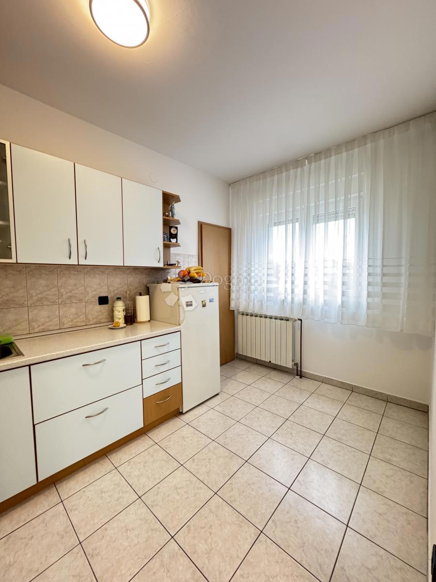 Hiša Lučko, Novi Zagreb - Zapad, 467m2