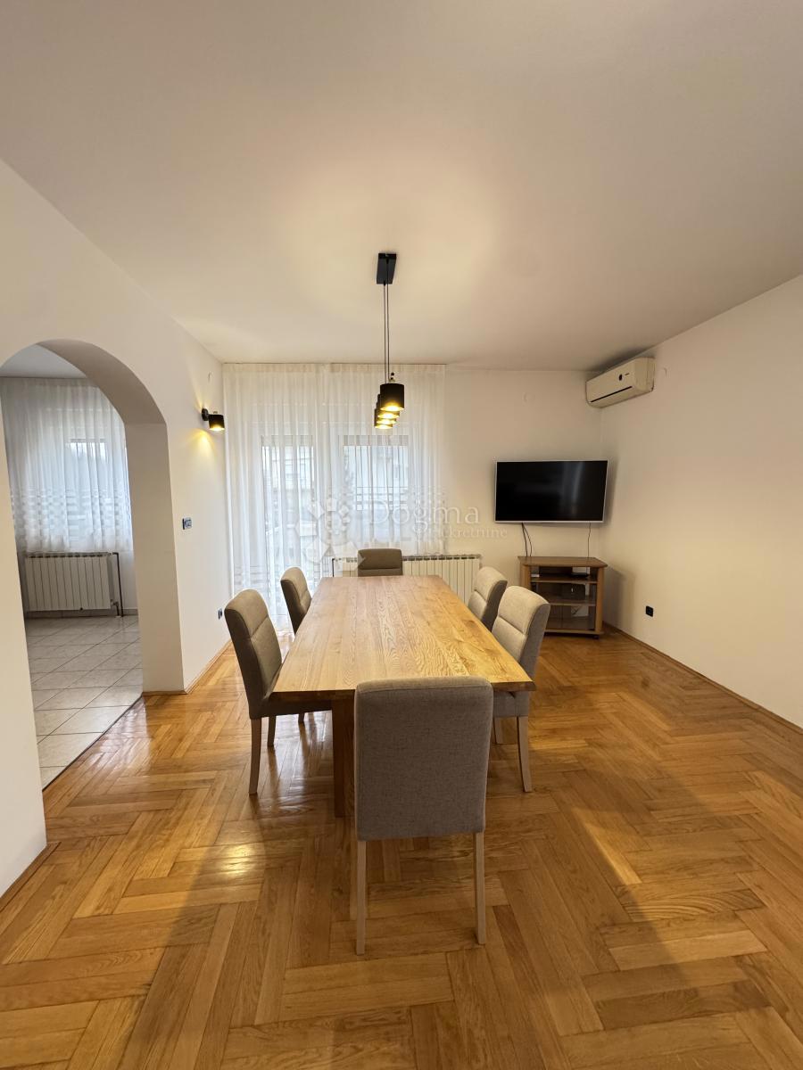 Hiša Lučko, Novi Zagreb - Zapad, 467m2