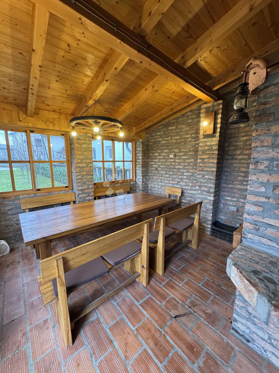 Hiša Lučko, Novi Zagreb - Zapad, 467m2