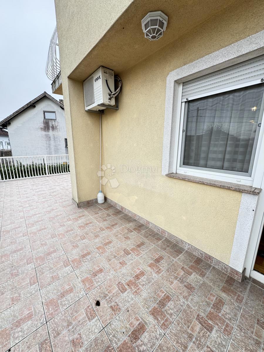 Hiša Lučko, Novi Zagreb - Zapad, 467m2