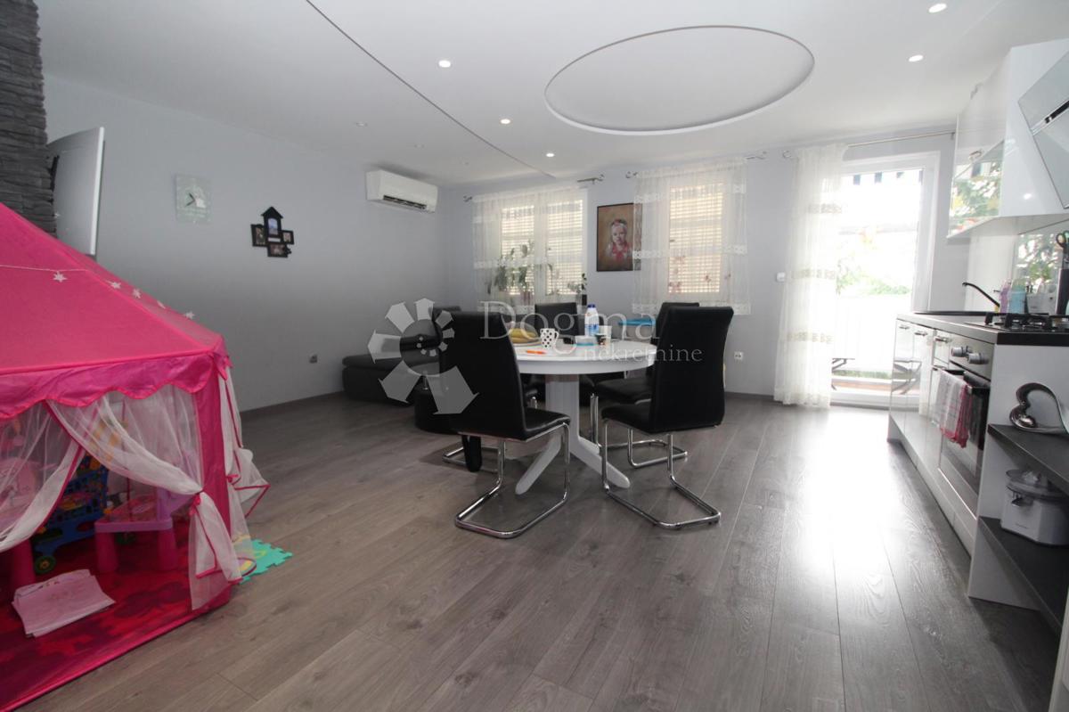 Stanovanje Škurinje, Rijeka, 52m2