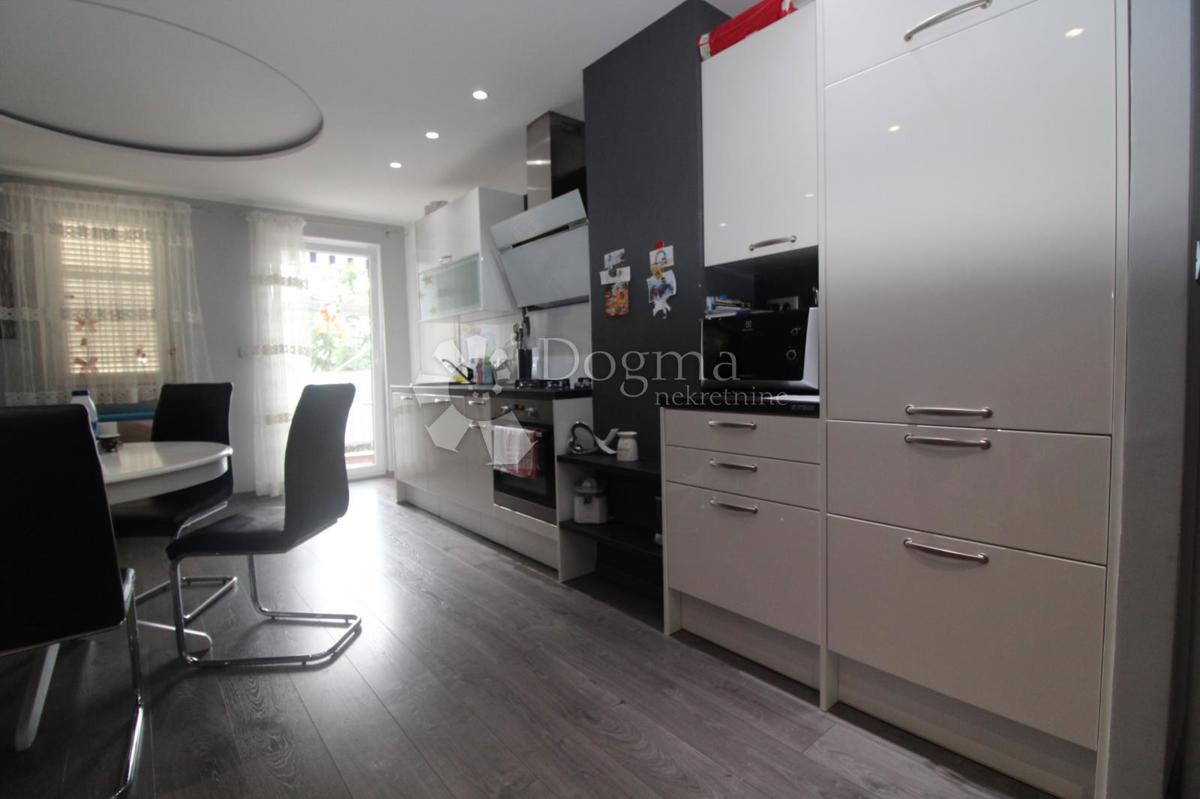 Stanovanje Škurinje, Rijeka, 52m2