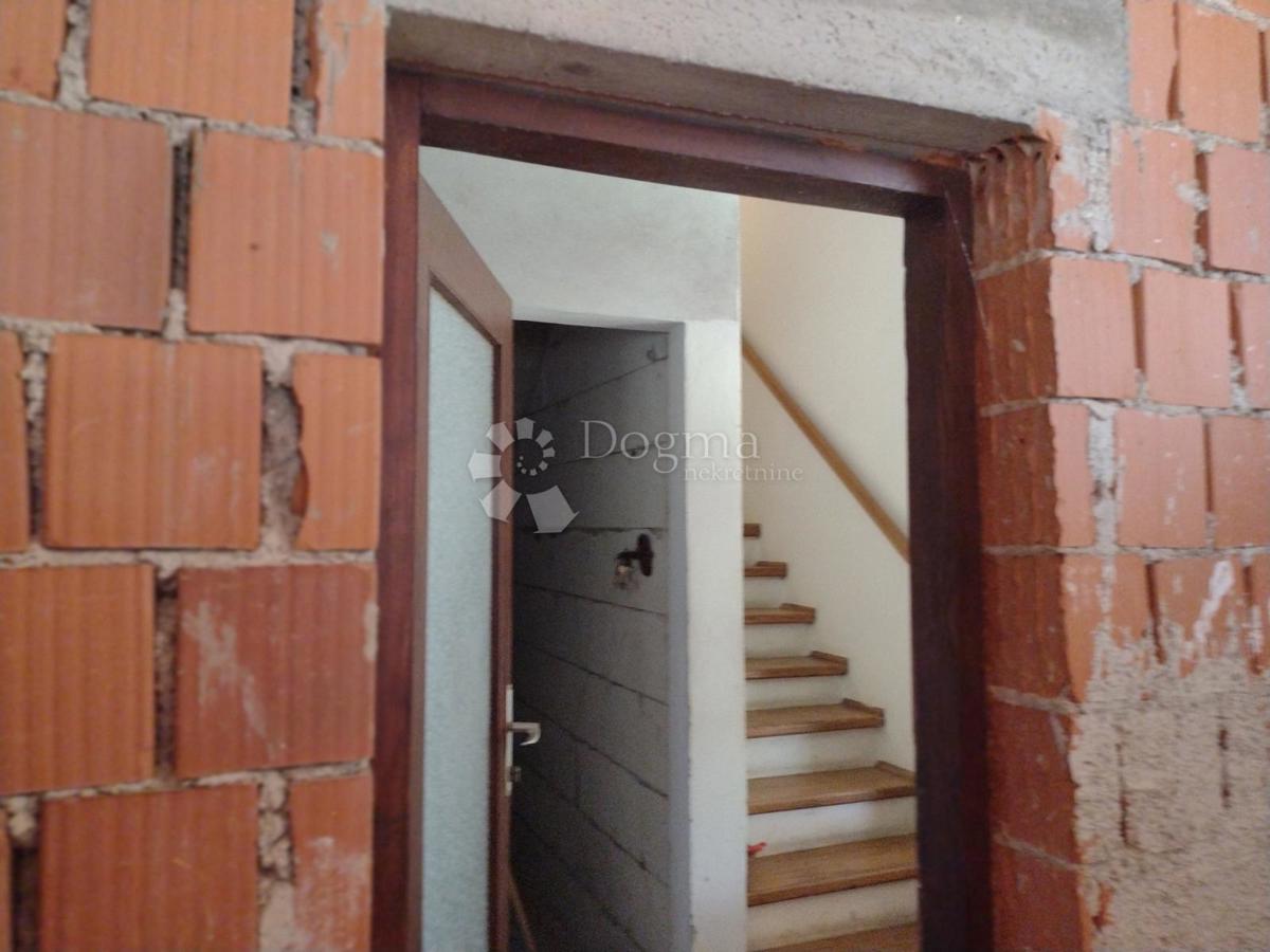 Hiša Topusko, 100m2