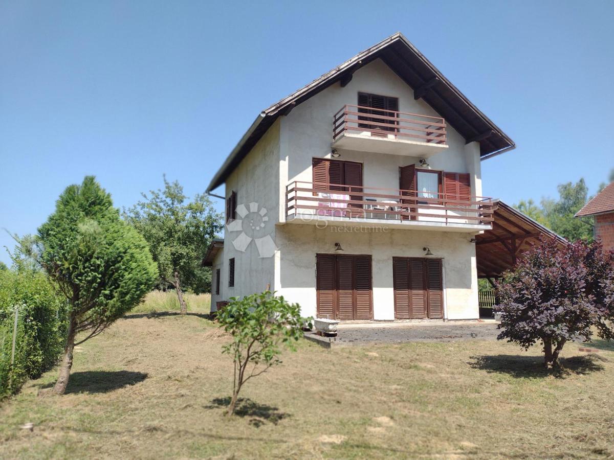 Hiša Topusko, 100m2