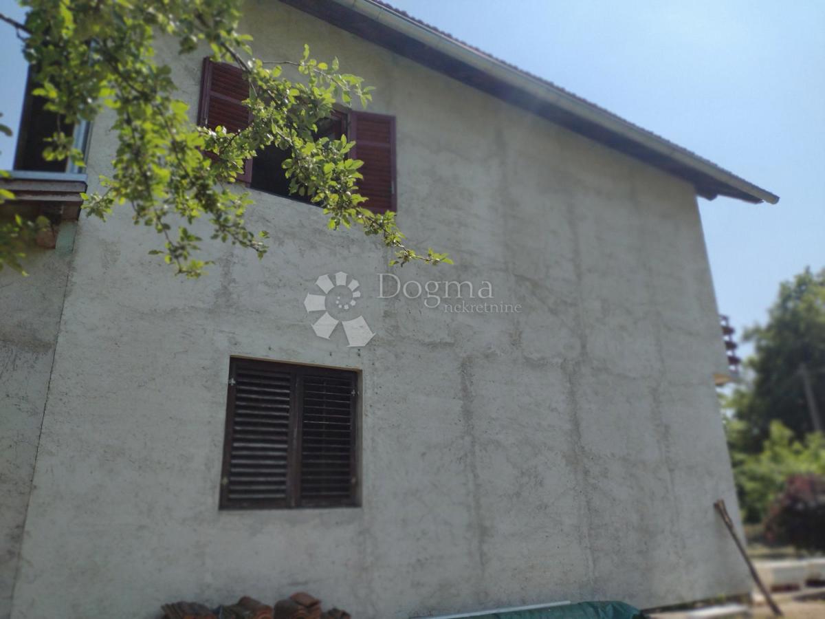 Hiša Topusko, 100m2