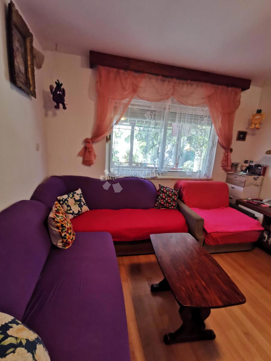 Hiša Žrnovo, Korčula, 107m2