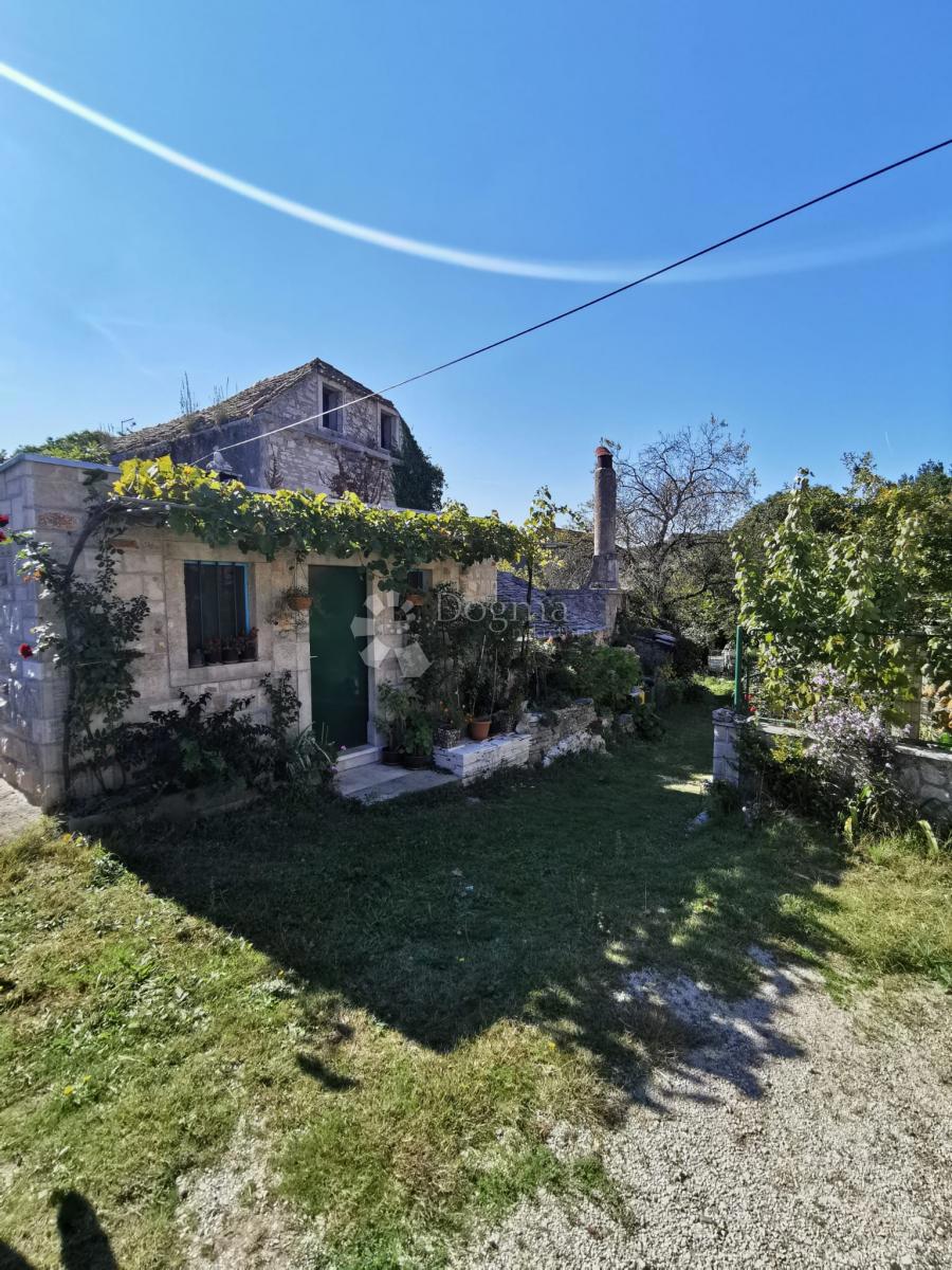 Hiša Žrnovo, Korčula, 107m2