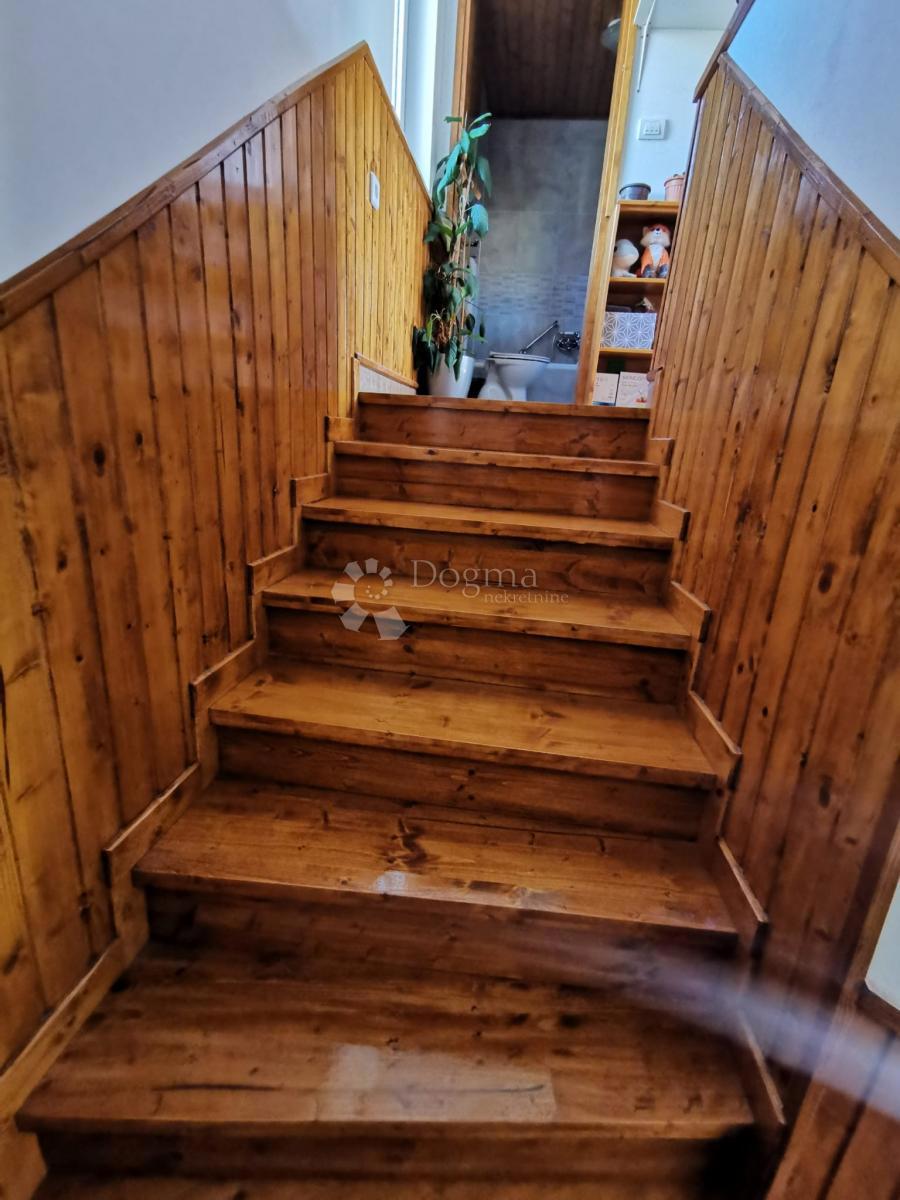 Hiša Žrnovo, Korčula, 107m2