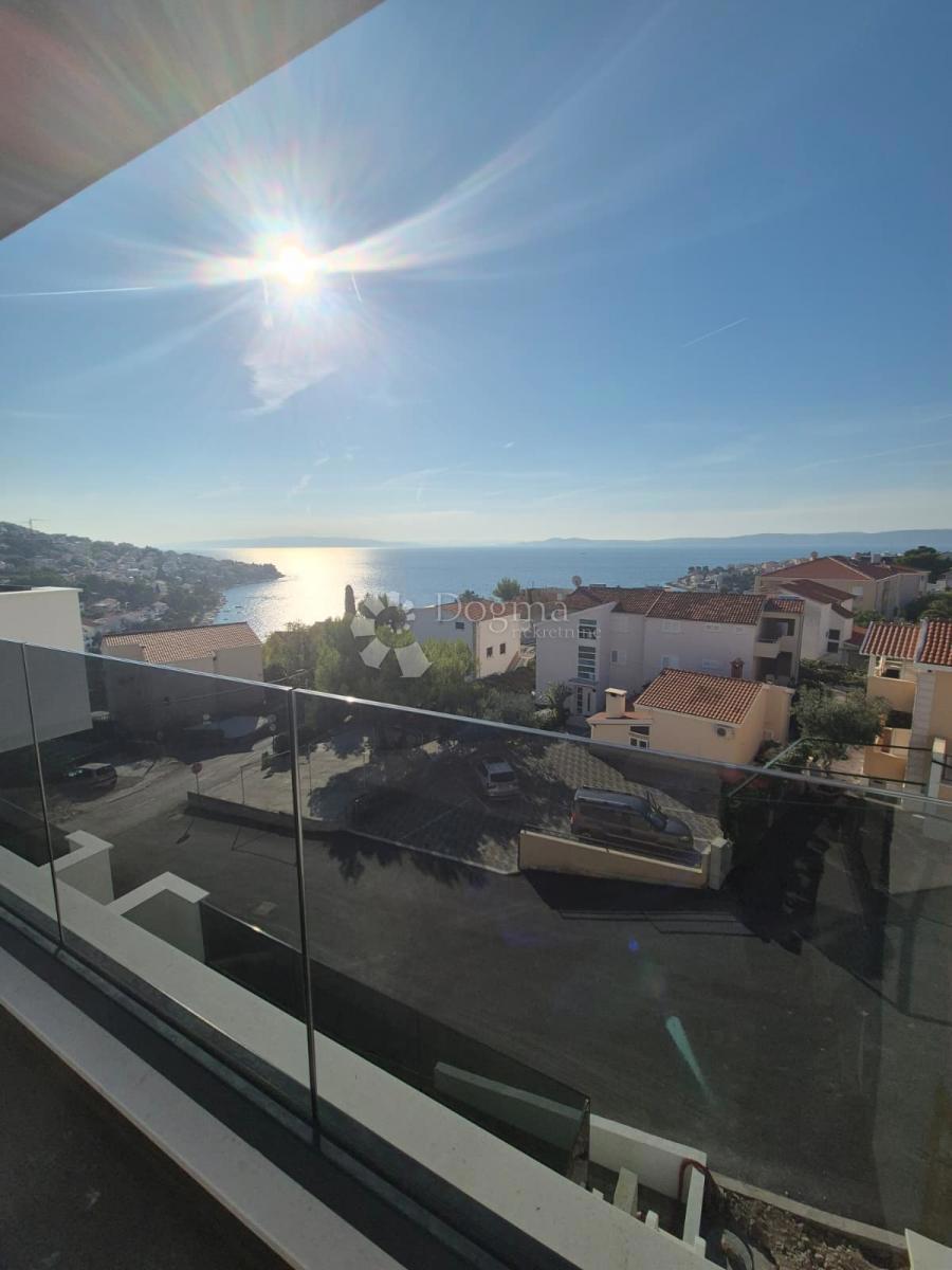 Stanovanje Okrug Gornji, Okrug, 192,62m2 (Mavarčica)