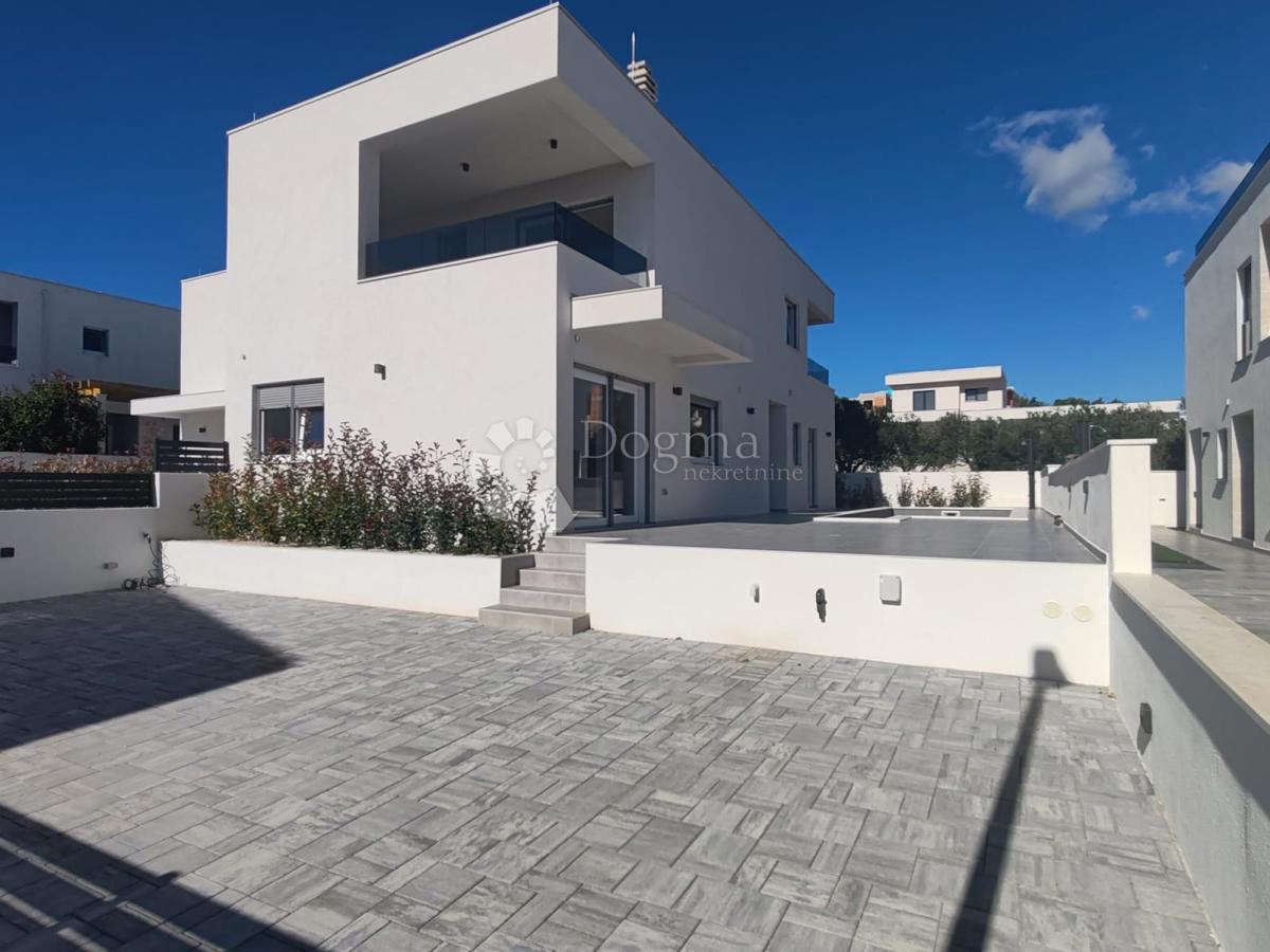 Hiša Vodice, 162m2
