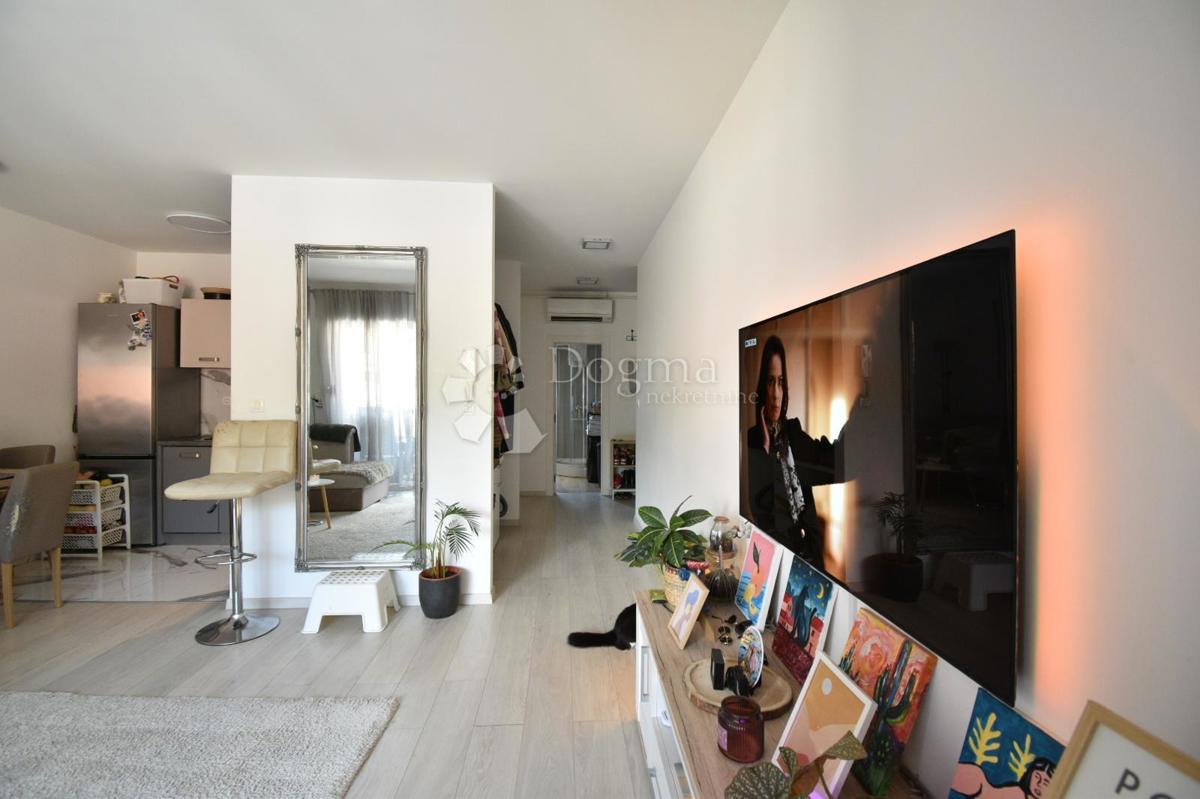 Stanovanje Centar, Pula, 42m2