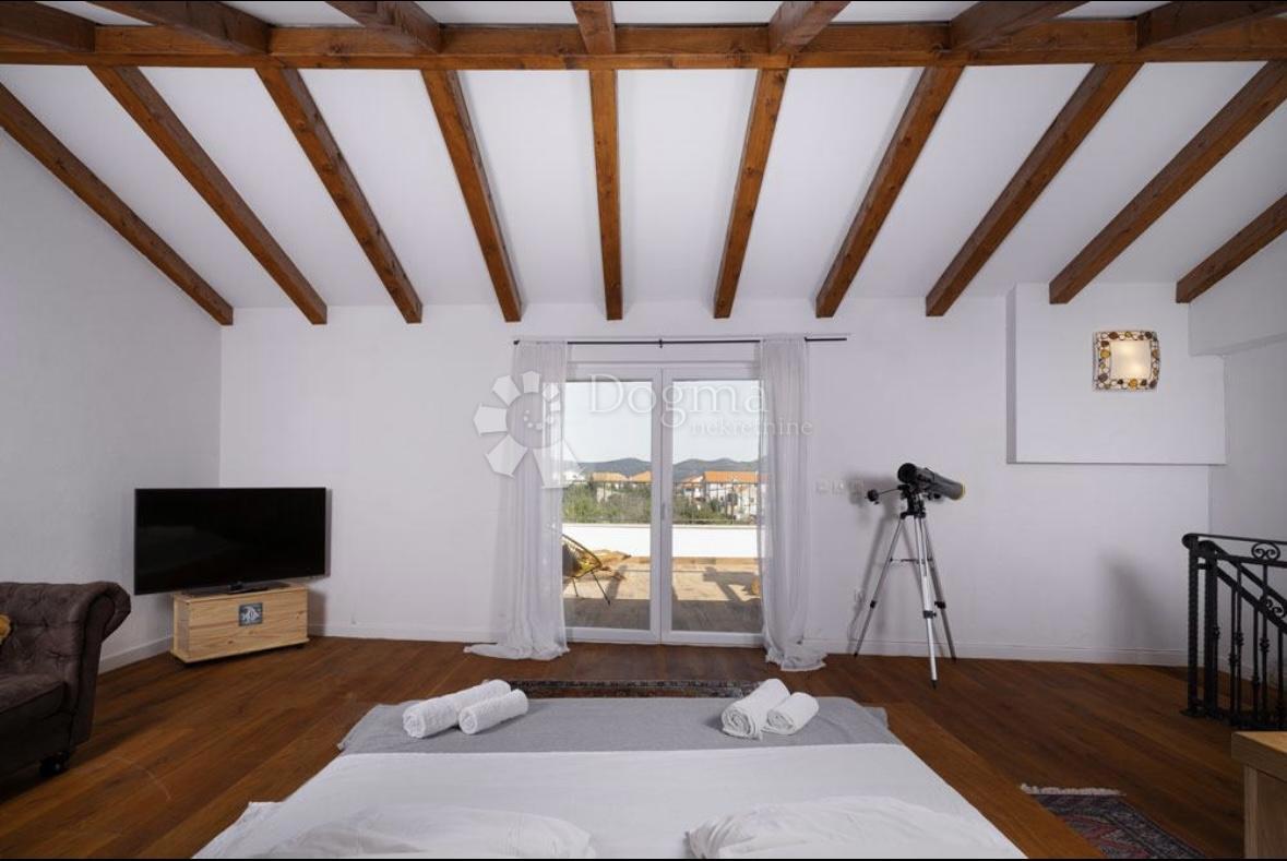 Hiša Veli Iž, Zadar - Okolica, 185m2