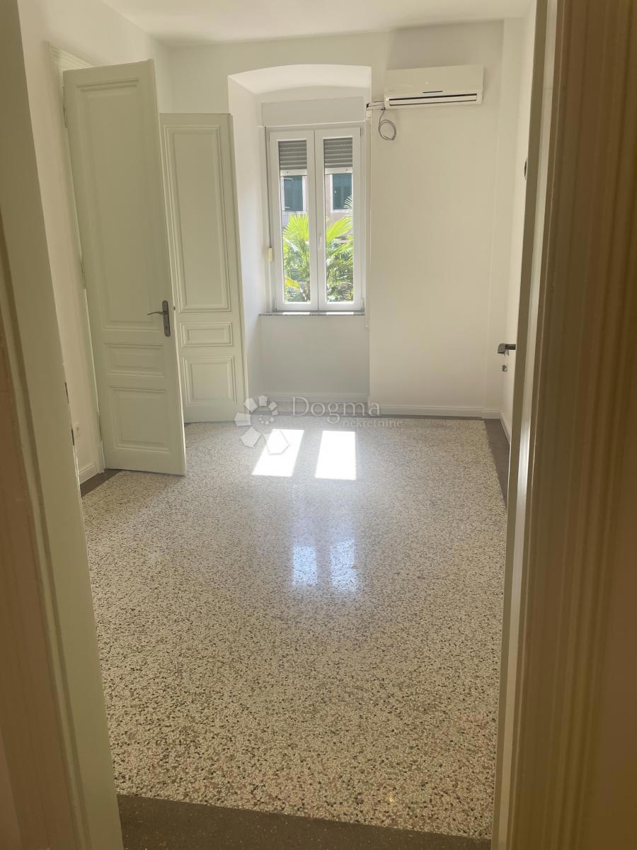 Stanovanje Centar, Rijeka, 81,31m2