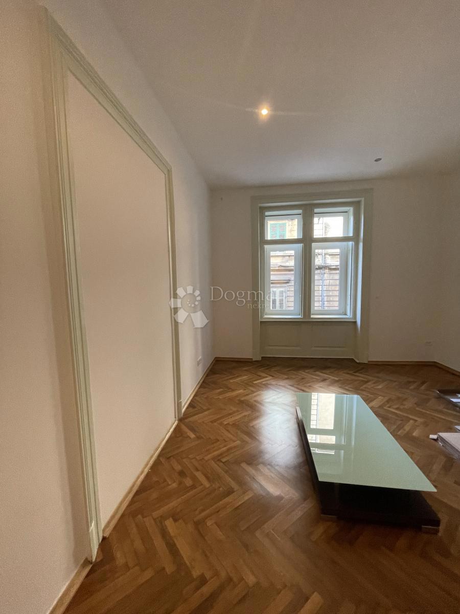 Stanovanje Centar, Rijeka, 81,31m2