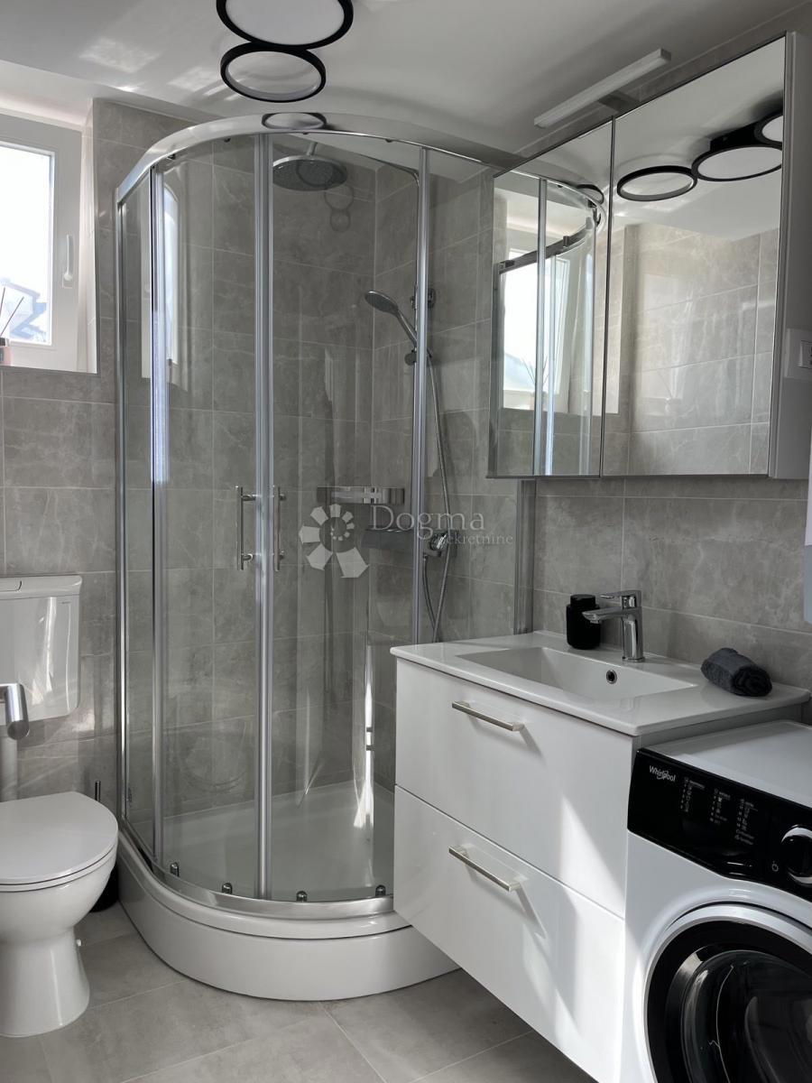 Apartma Malinska, Malinska-Dubašnica, 47m2