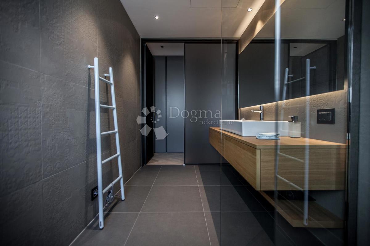 Stanovanje Novigrad, Novigrad, Novigrad, Istarska županija, 99,60m2