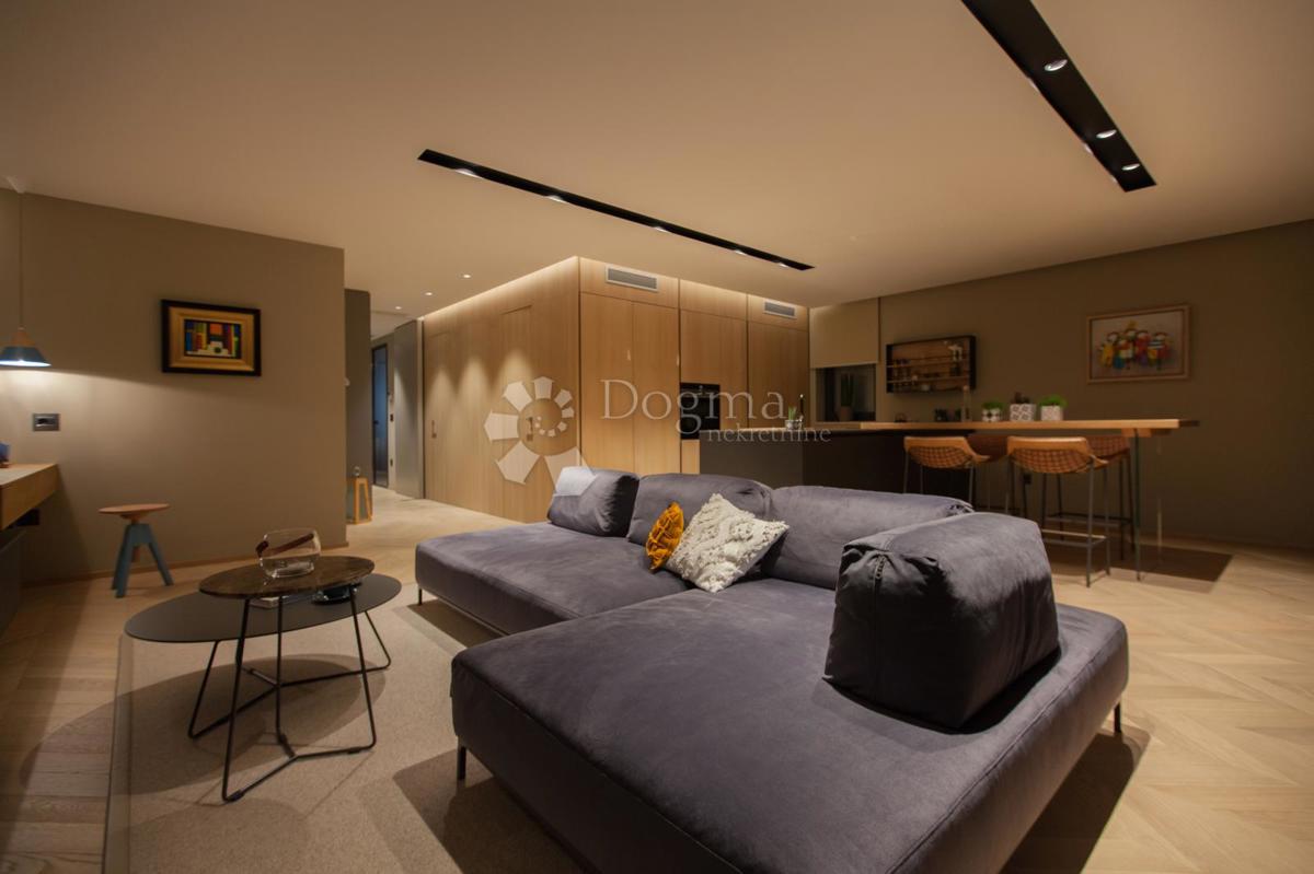 Stanovanje Novigrad, Novigrad, Novigrad, Istarska županija, 99,60m2