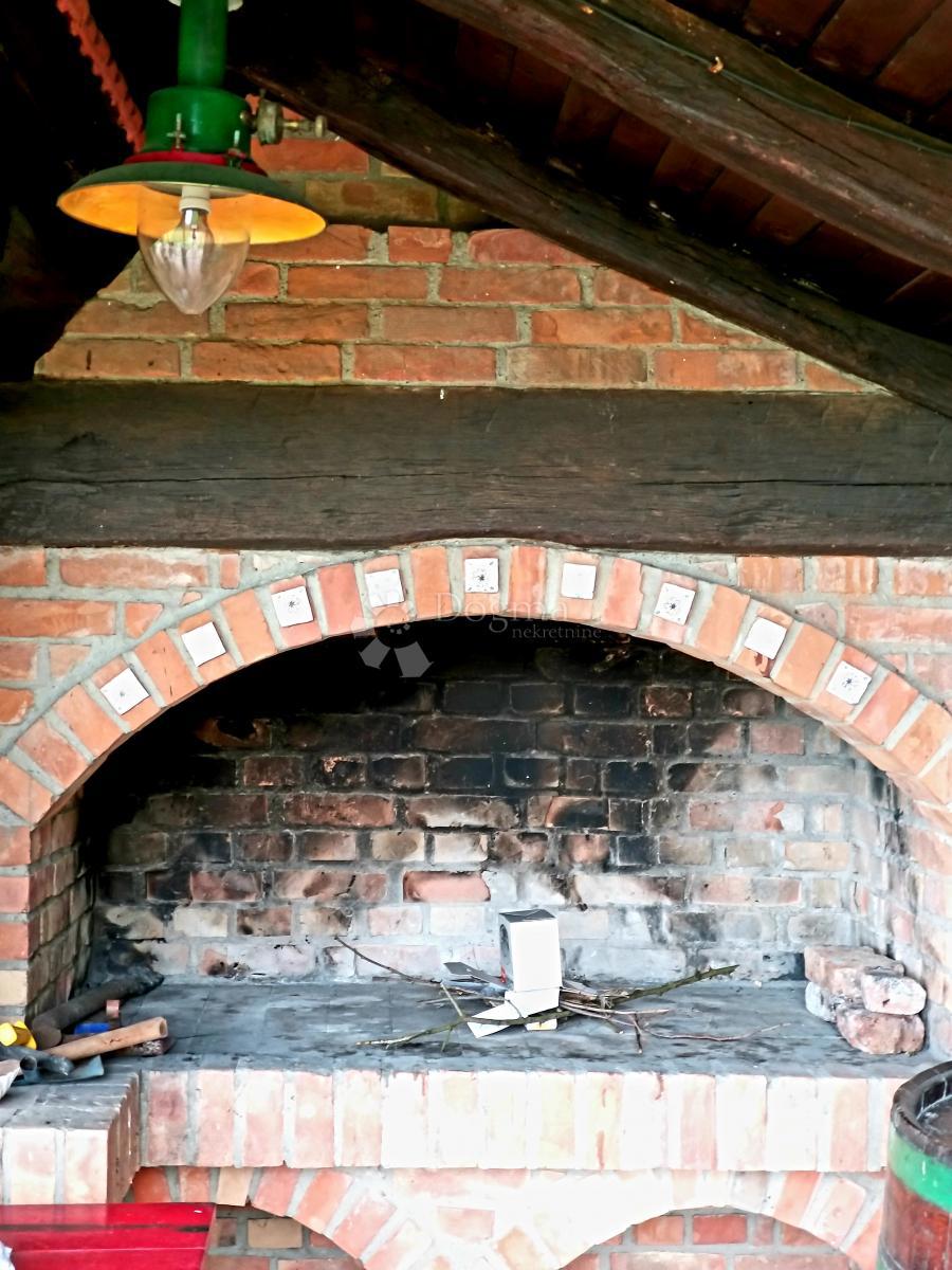 Hiša Gornja Gračenica, Popovača, 150m2