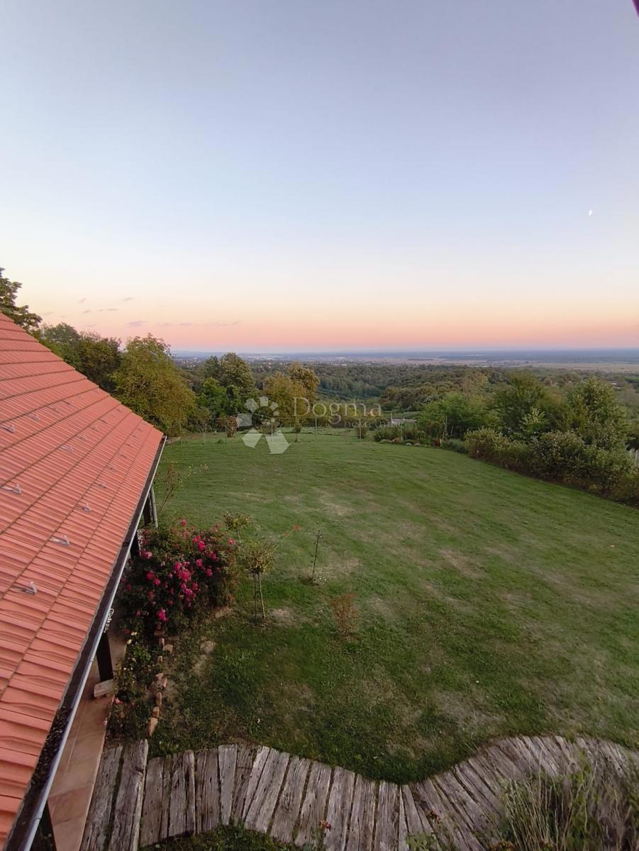 Hiša Gornja Gračenica, Popovača, 150m2