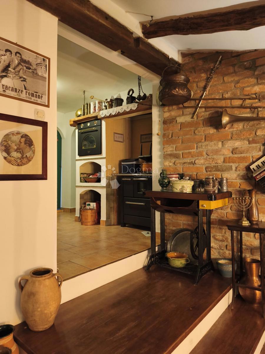 Hiša Gornja Gračenica, Popovača, 150m2