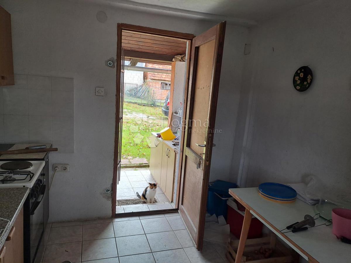 Hiša Vojišnica, Vojnić, 125m2