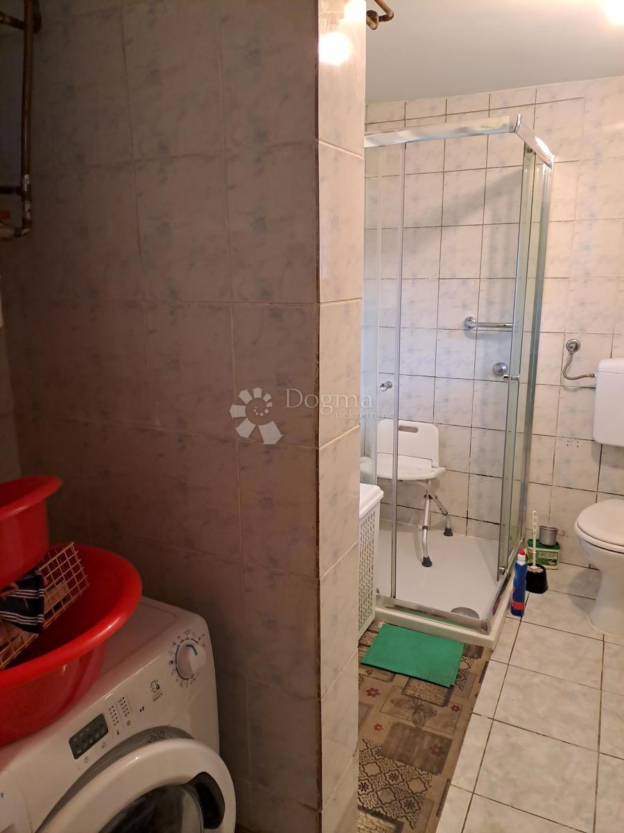 Hiša Vojišnica, Vojnić, 125m2