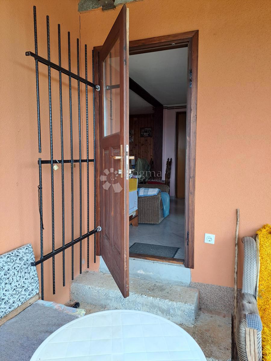 Hiša Vojišnica, Vojnić, 125m2