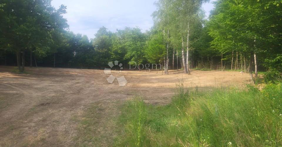 Kmetijsko zemljišče Ogulin, 4.471m2