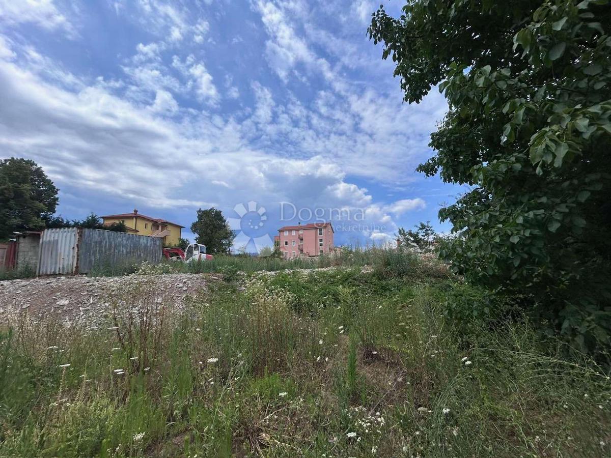 Zazidljivo zemljišče Marčelji, Viškovo, 2.268m2