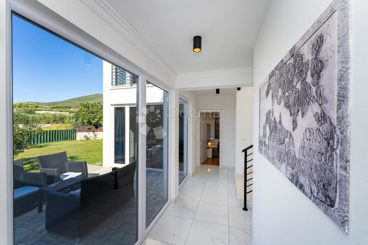 Hiša Kaštel Stari, Kaštela, 295m2