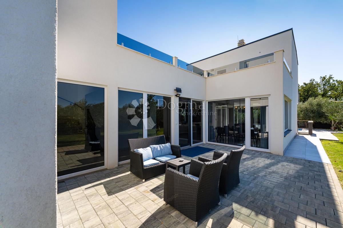 Hiša Kaštel Stari, Kaštela, 295m2