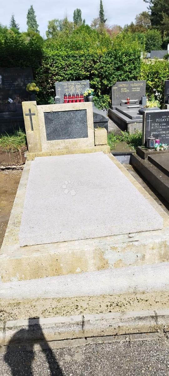 Grobnica Mirogoj, Gornji Grad - Medveščak, 3m2