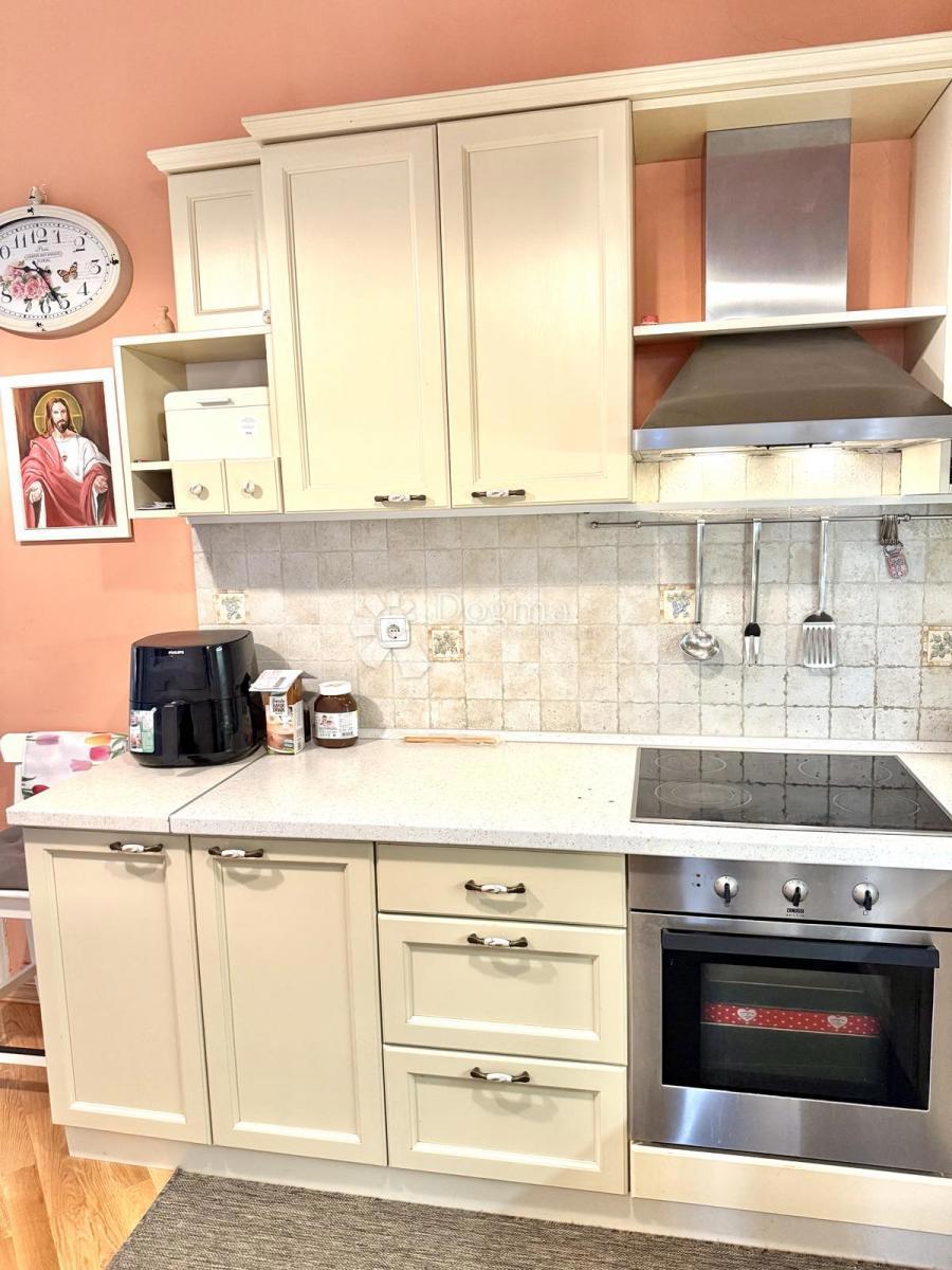 Stanovanje Pećine, Rijeka, 107,22m2